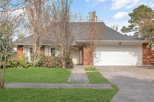 3713 Jean Place, Metairie, LA 70002