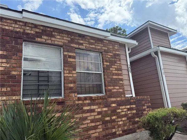 701 Fairfax Drive #209, Gretna, LA 70056