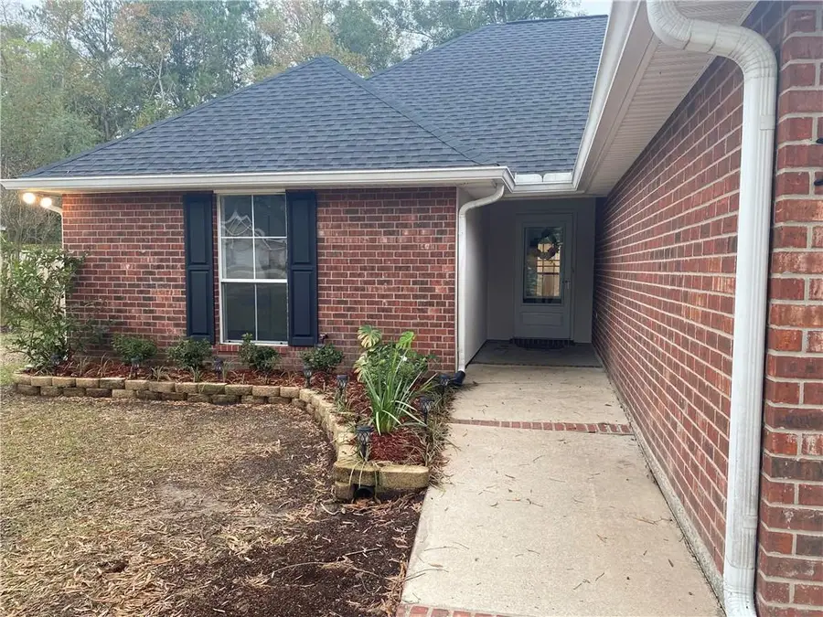 132 Southgate Drive, Ponchatoula, LA 70454 - Image #2