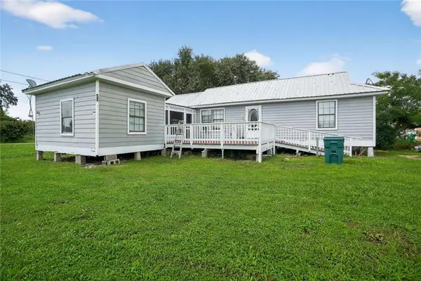 137 Terrebonne Lane, Golden Meadow, LA 70357