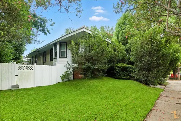 1438 Broadway Street, New Orleans, LA 70118