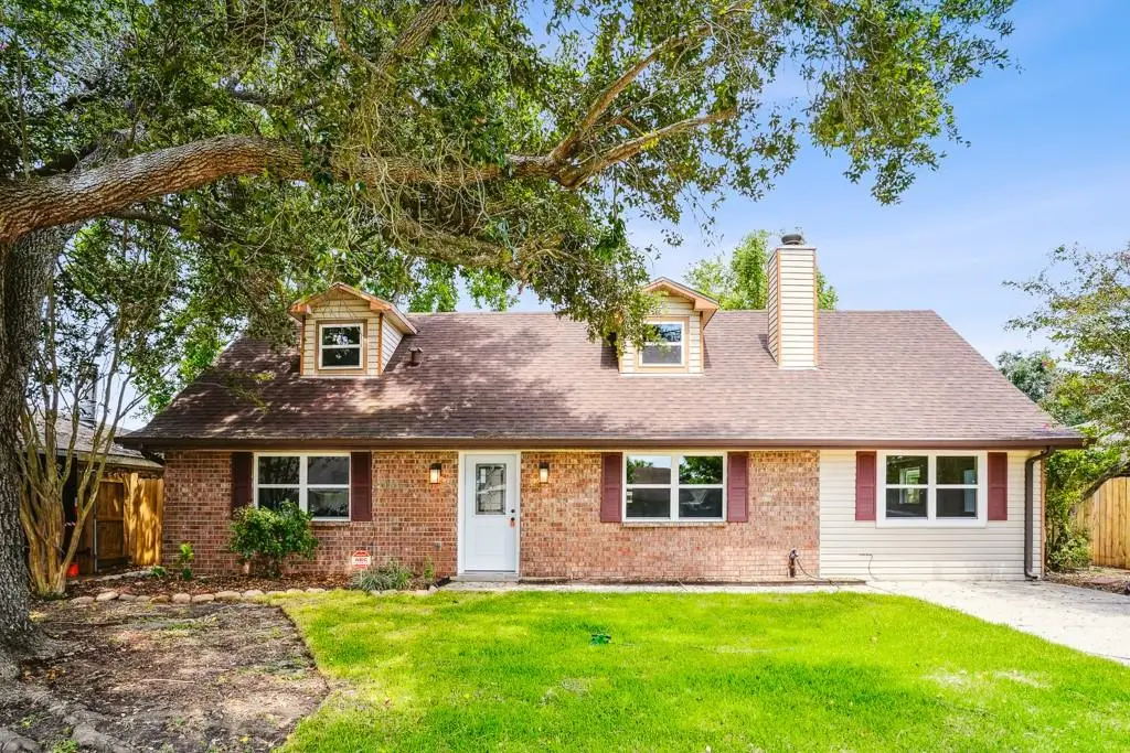 2604 Buccaneer Drive, Marrero, LA 70072 - Image #1