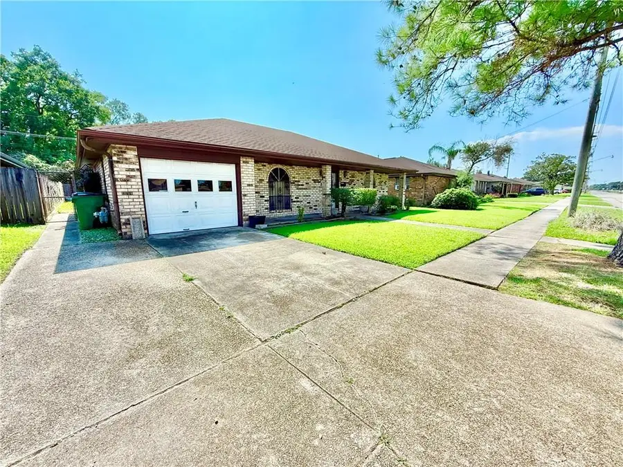 787 Wright Avenue, Gretna, LA 70056 - Image #2