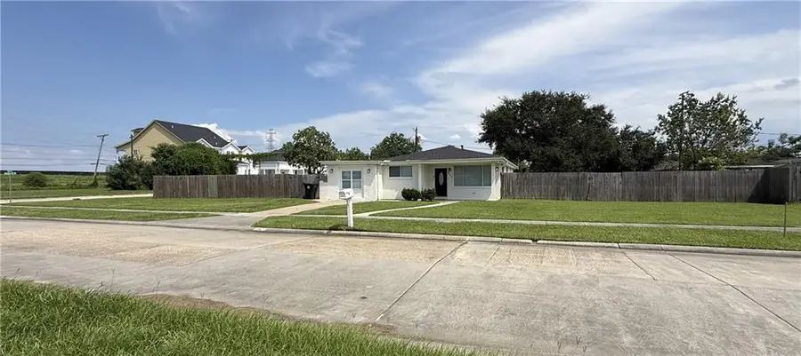 225 Nutria Drive, Arabi, LA 70032 - Image #2