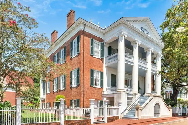 310 North Wall Street, Natchez, MS 39120