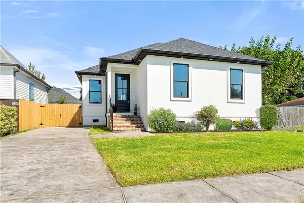 105 Cougar Drive, Arabi, LA 70032