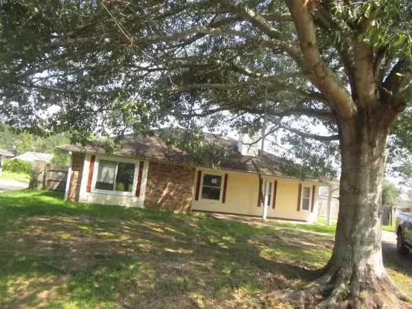 17741 La Grange Court, Baton Rouge, LA 70817