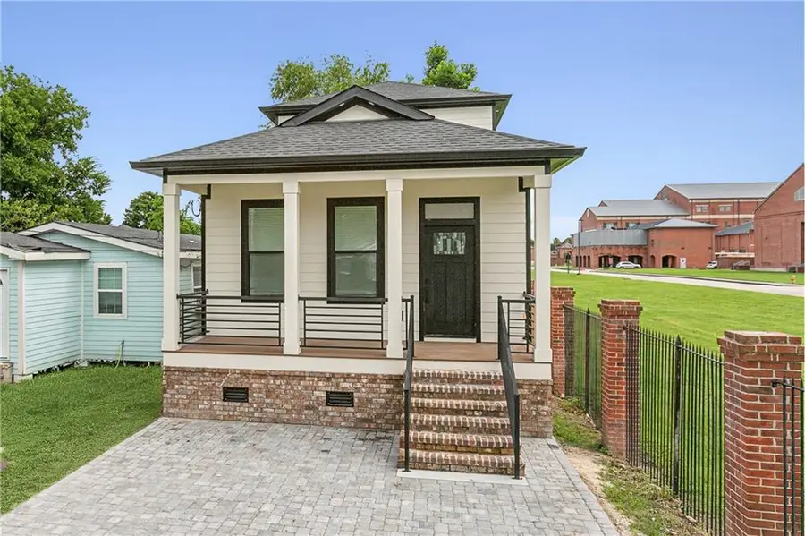 6435 Urquhart Street, New Orleans, LA 70117 - Image #3