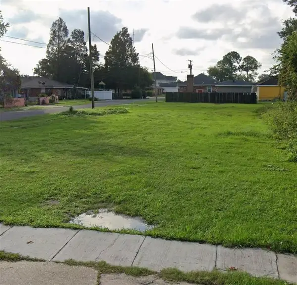 1026 Cook Street, Gretna, LA 70053