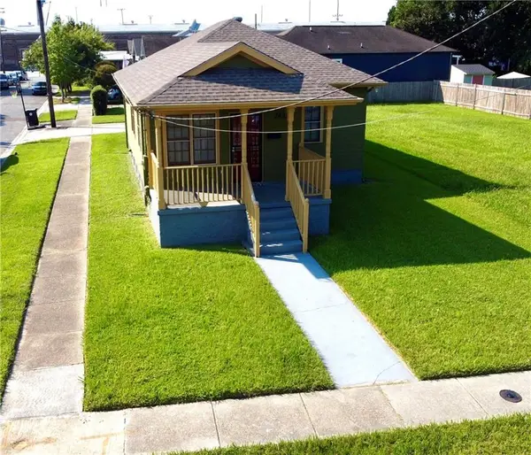 3634 Annunciation Street, New Orleans, LA 70115