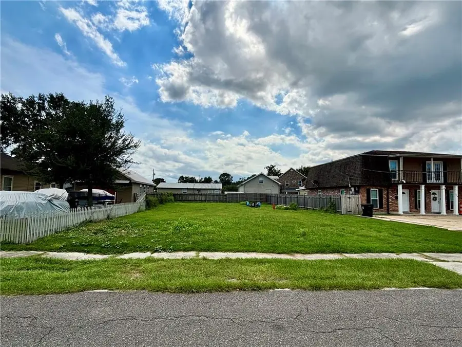 334-336 Oak Avenue, Harahan, LA 70123 - Image #2