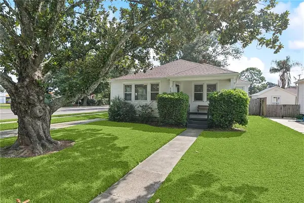 655 Elmeer Avenue, Metairie, LA 70005