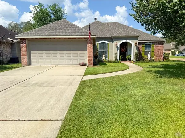 115 Vintage Drive, Covington, LA 70433