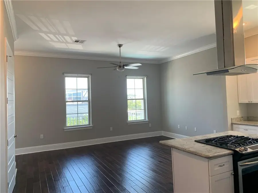 2512 Valence Street #2512, New Orleans, LA 70115 - #3