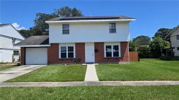 321 Amapola Circle, Terrytown, LA 70056