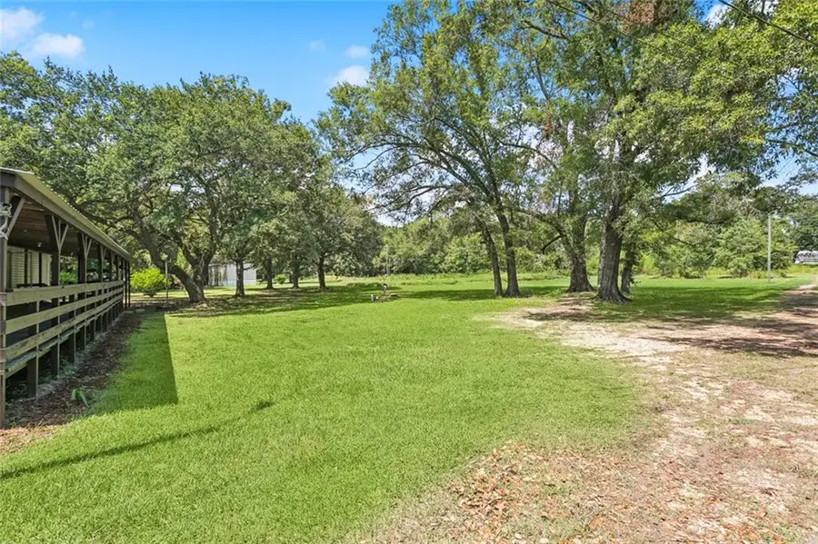 27382 Oak Crest Court, Folsom, LA 70437 - Image #3