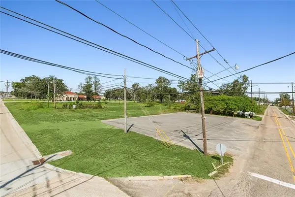 300 Main Street, Belle Chasse, LA 70037