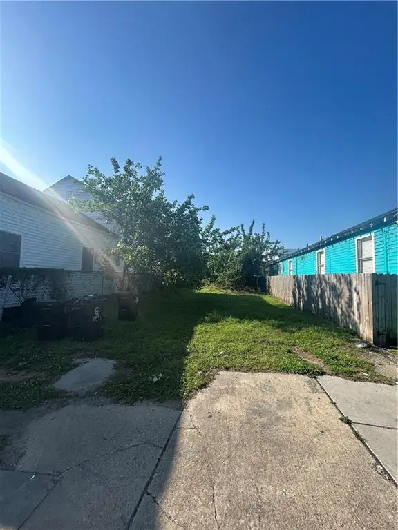 1656-1658 N Claiborne Street, New Orleans, LA 70116 - #1