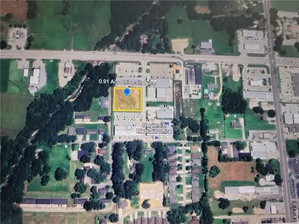 University Park Drive, Hammond, LA 70401