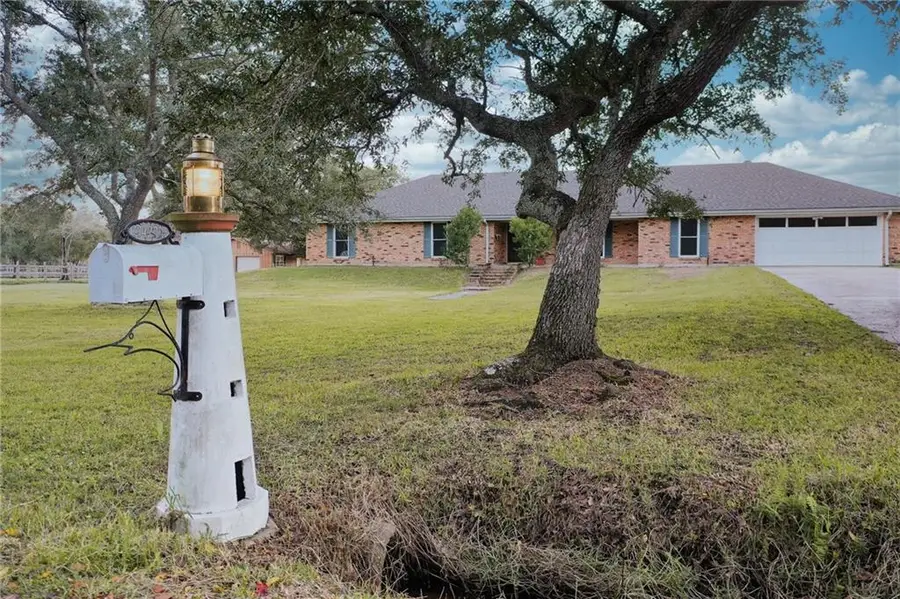 34222 Laurent Road, Slidell, LA 70460 - Image #3