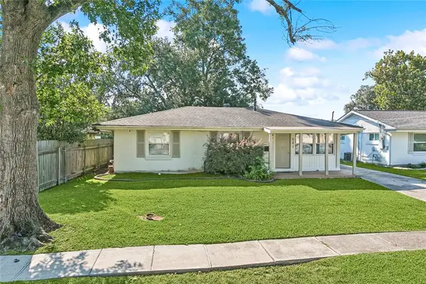 521 Moss Lane, River Ridge, LA 70123