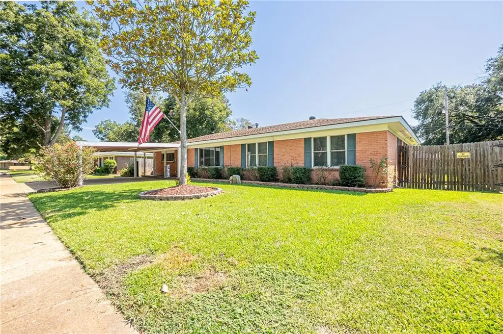 5627 W Circle Drive, Alexandria, LA 71301 - #1