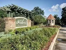 50 Arbor Circle, New Orleans, LA 70131