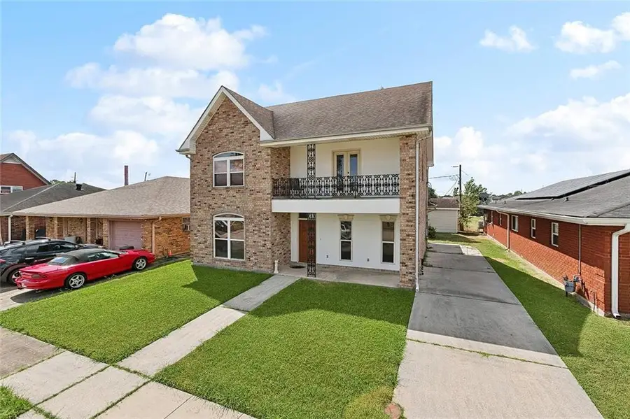 8404 Galleon Drive, Chalmette, LA 70043 - Image #3