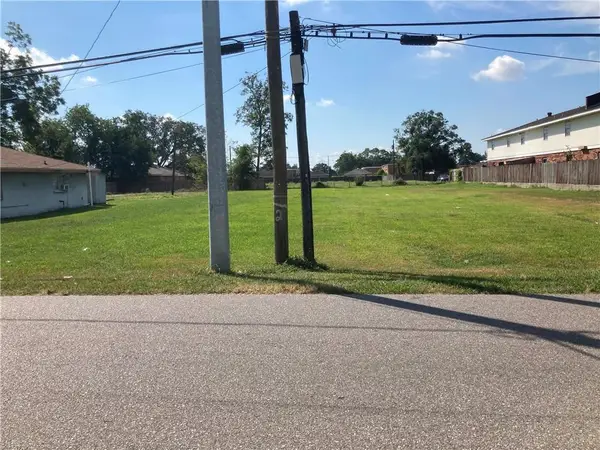 139 Friedrichs Road, Gretna, LA 70056