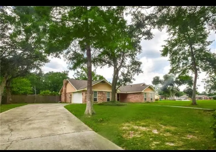 107 Norfolk Court, Slidell, LA 70461 - Image #2