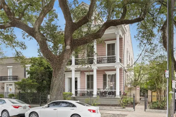 3206 Saint Charles Avenue, New Orleans, LA 70115