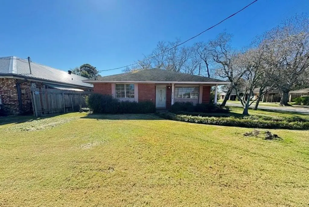 1820 West Esplanade Avenue, Metairie, LA 70005 - Image #1