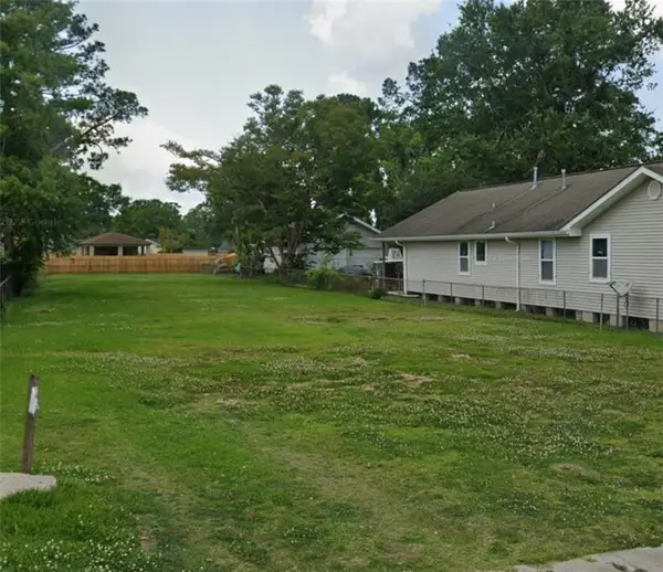 328 Halsey Drive, Harahan, LA 70123