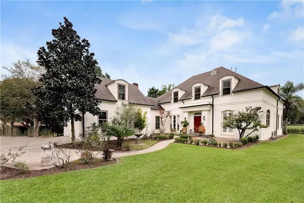 15 Muirfield Place, New Orleans, LA 70131