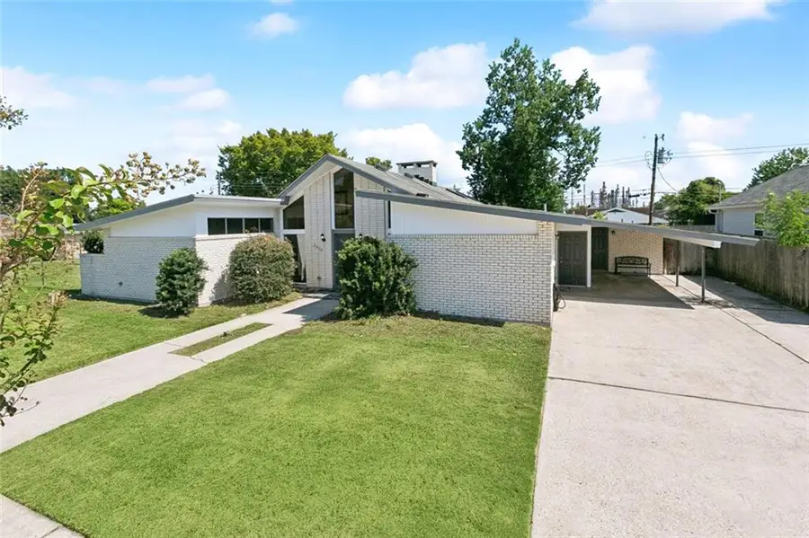 2437 Charles Drive, Chalmette, LA 70043 - #2