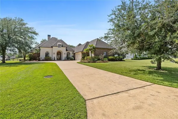 24071 Snowy Egret Cove, Springfield, LA 70462