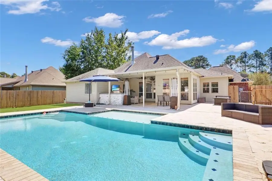 208 Stonewood Drive, Covington, LA 70433 - Image #3