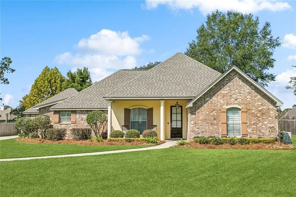 559 Keeneland Drive, Madisonville, LA 70447 - Image #1