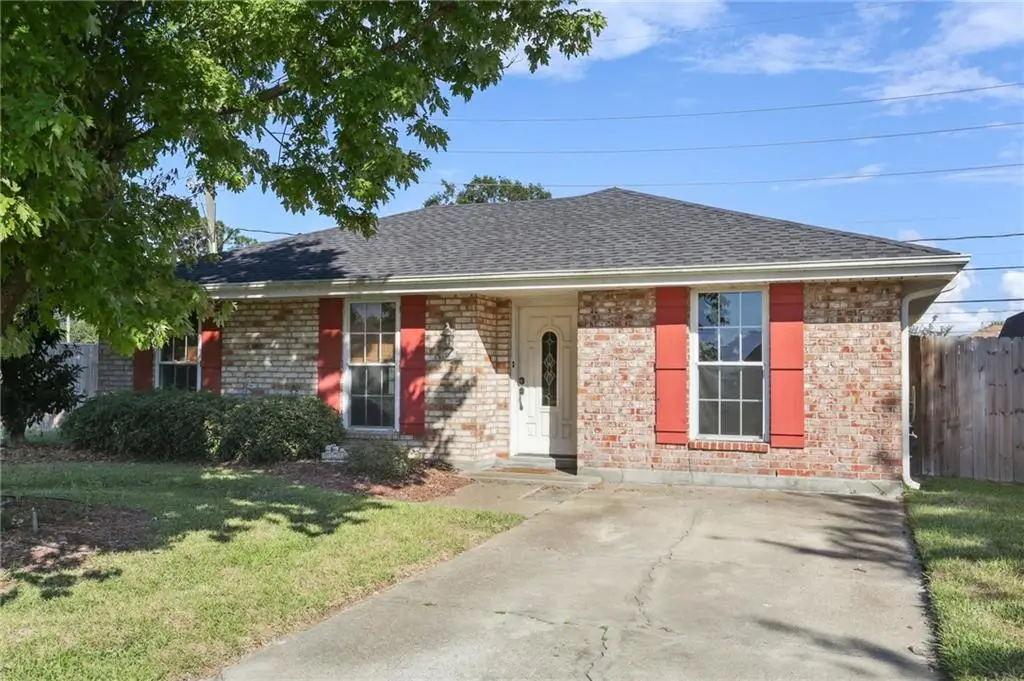 3260 E Lafourche Court, Kenner, LA 70065 - Image #1
