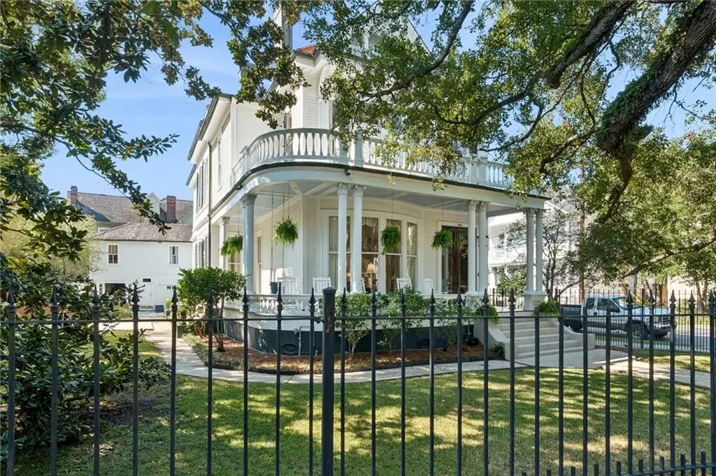 5534 St Charles Avenue, New Orleans, LA 70115 - Image #1