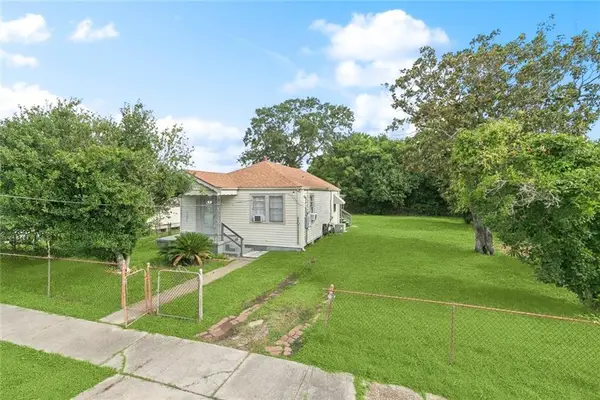 1117 Perry Street, Gretna, LA 70053