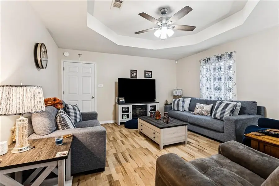 816 Eden Oaks Drive, Ponchatoula, LA 70454 - #2