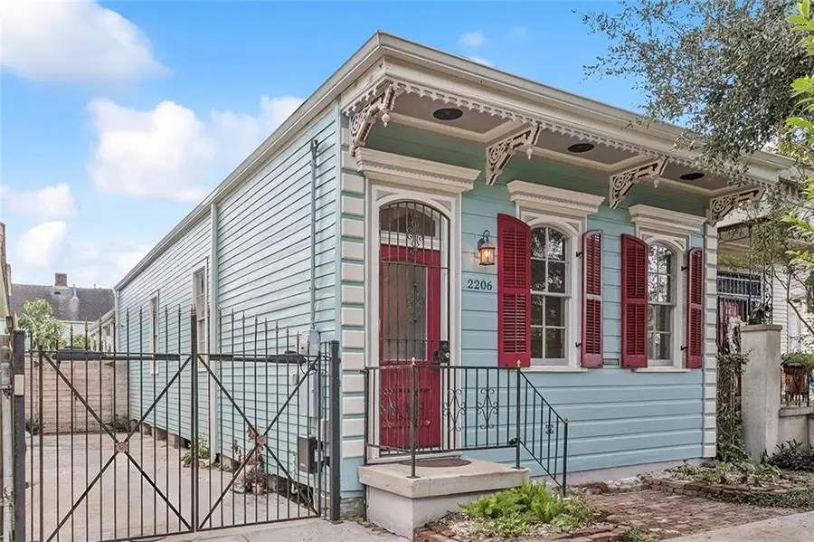2206 Ursulines Avenue, New Orleans, LA 70119 - Image #2