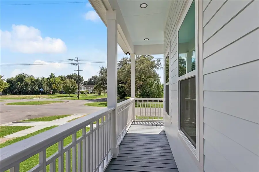 5702 Cameron Boulevard, New Orleans, LA 70122 - Image #3