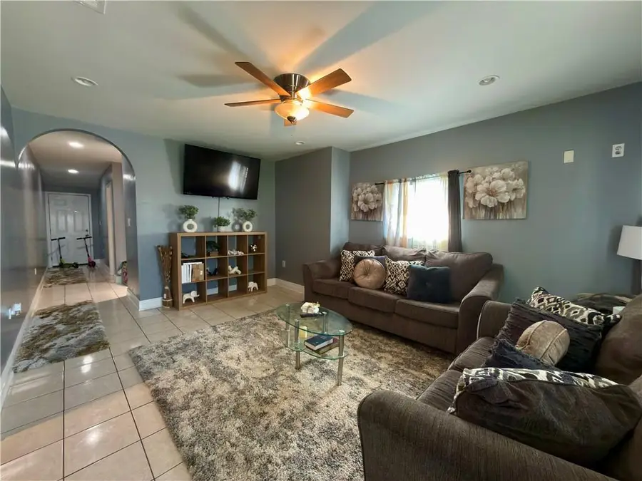 4527 Cerise Avenue, New Orleans, LA 70127 - Image #2