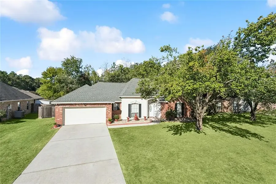 305 Avenue Palais Royal, Covington, LA 70433 - Image #2