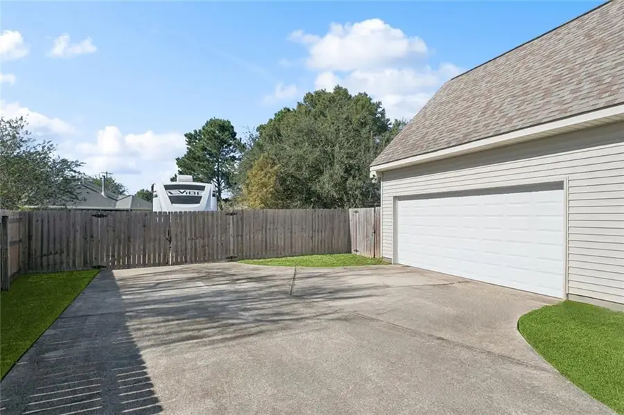 447 Gainesway Drive, Madisonville, LA 70447 - Image #3