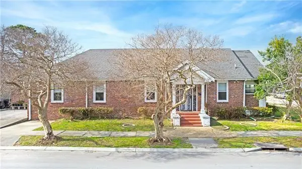 2430 Hollygrove Street, New Orleans, LA 70118