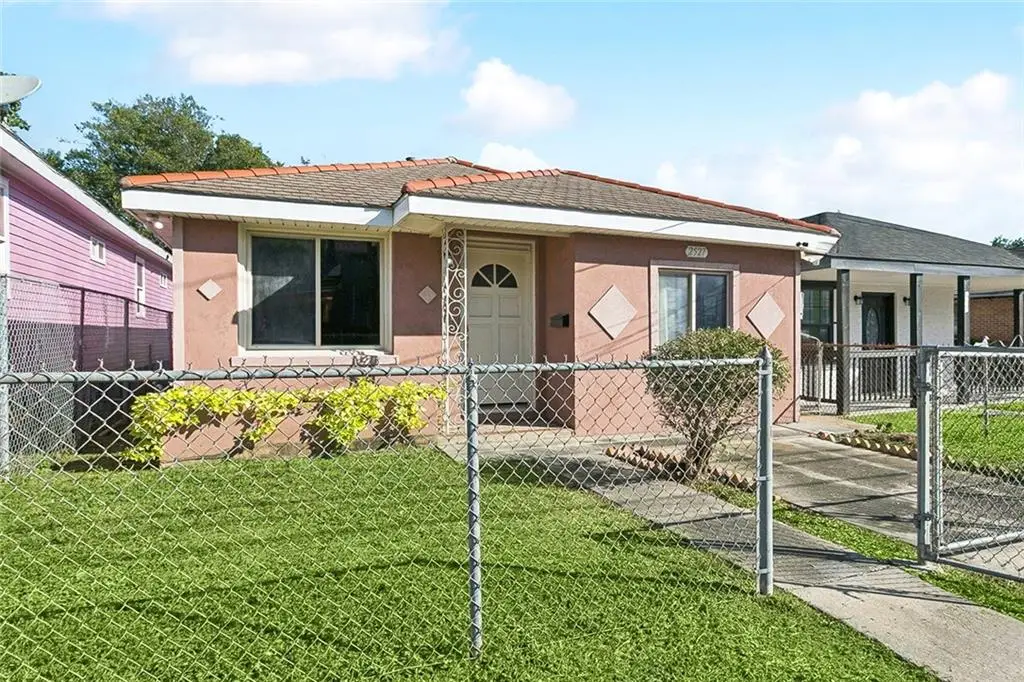 2527 N Prieur Street, New Orleans, LA 70117 - Image #1