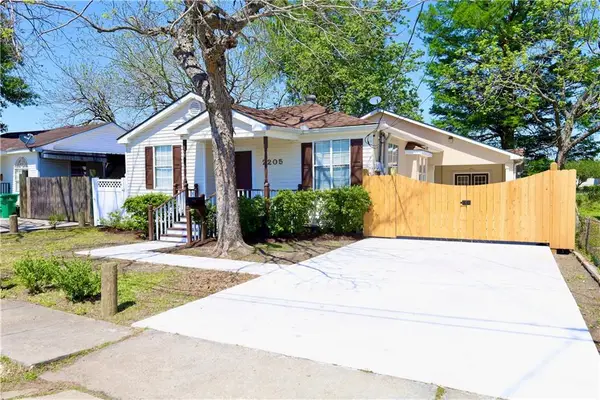 2205 Claire Avenue, Gretna, LA 70053